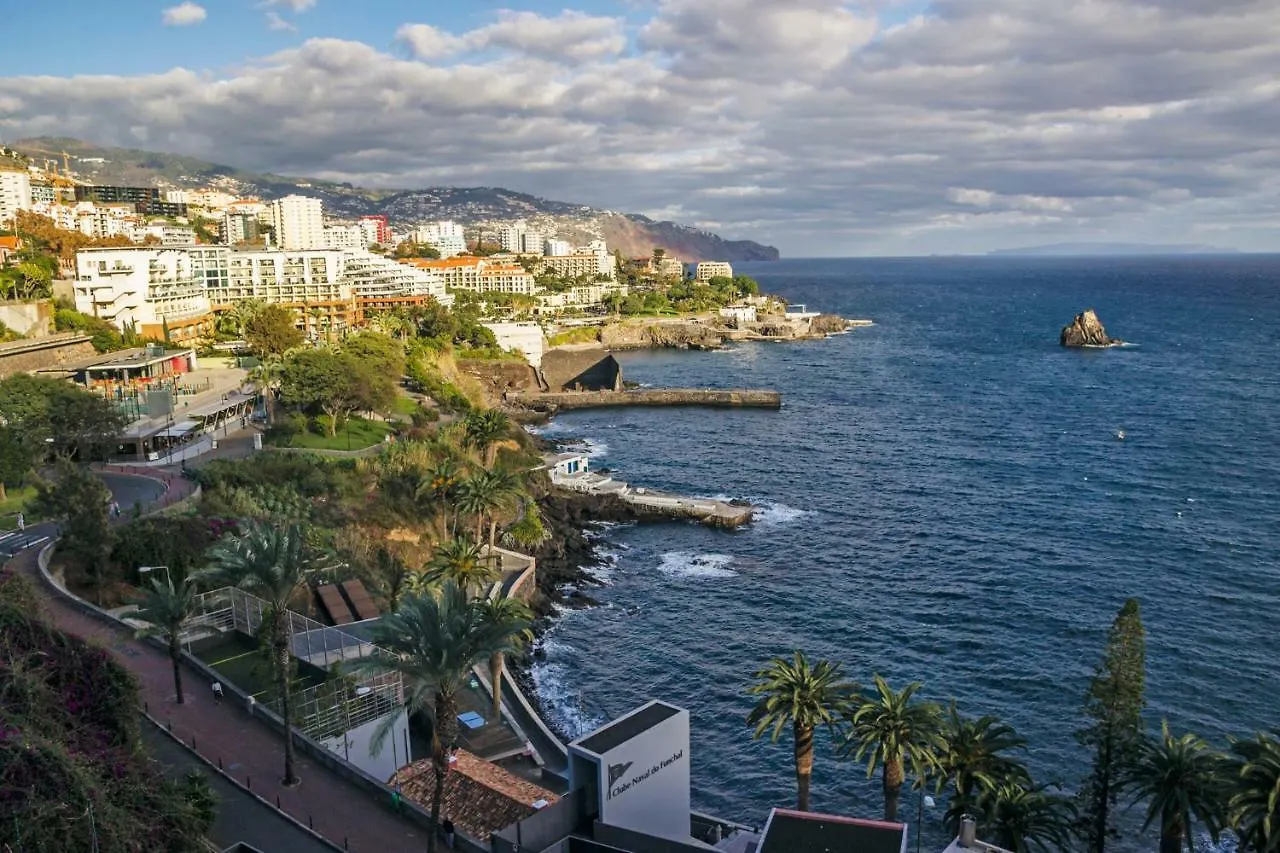 Apartamentos Do Mar Funchal  Apartment